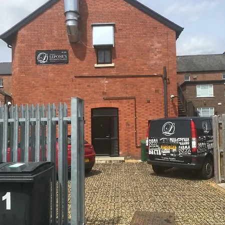 Victorian Church Flat 3 Apartment Oswestry Exterior photo
